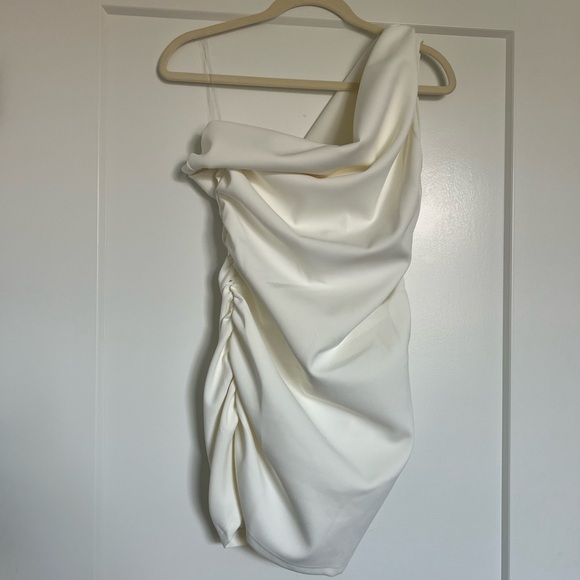 Peppermayo Morgan off shoulder dress - Picture 5 of 7